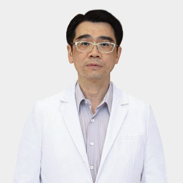 Dr.Chaisuk Jiwatanaporn 医学博士